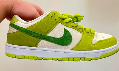 Nike-SB-Dunk-Low-Green-Apple.jpg