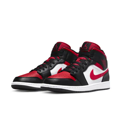 Nike Air Jordan 1 Mid Fire Red-554724-079 (2).jpg
