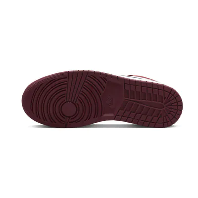 553558-615-Nike Air Jordan 1 Low Bordeaux3.jpg