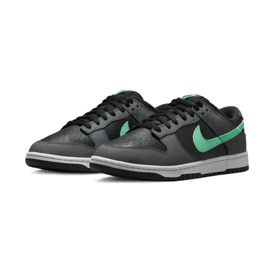 FB3359_001_Nike Dunk Low Grey Green Glow6.jpg