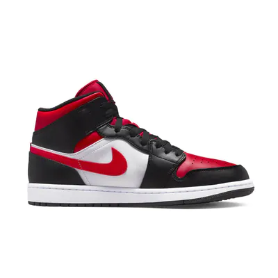 554724_079_Nike Air Jordan 1 Mid Bred Toe5.jpg