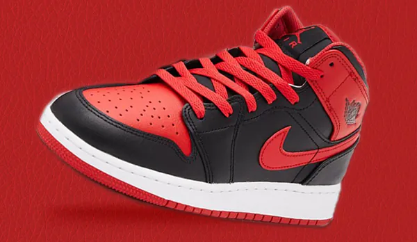 Nike Air Jordan 1 Mid Fire Red-.jpg