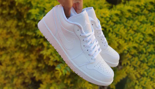 nike air jordan 1 low triple white.jpg