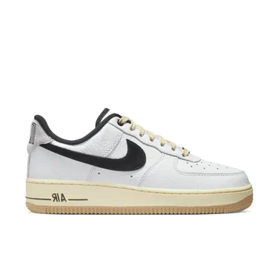 DR0148-101-Nike Air Force 1 Command Force.jpg