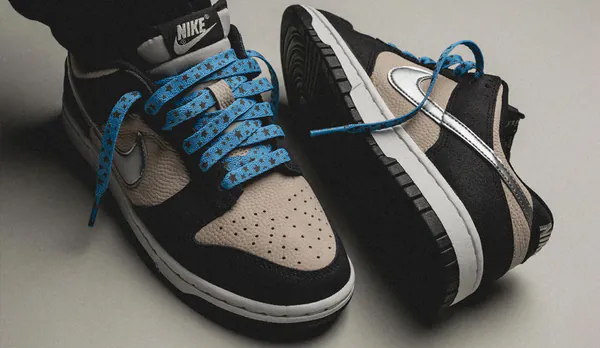 nike dunk low starry laces web.jpg