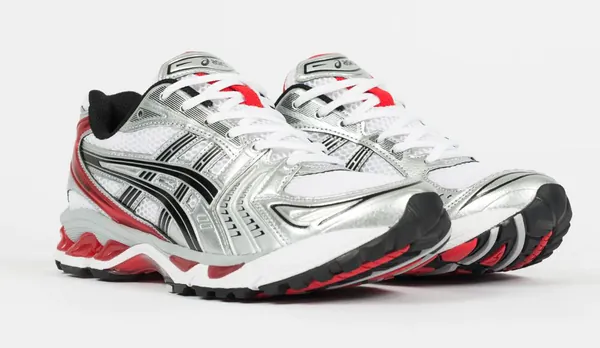Gel Kayano 14 classic red.png