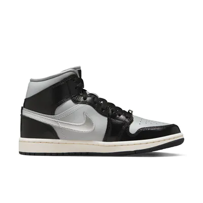 FB9892-002-Nike Air Jordan 1 Mid SE Black Chrome4.jpg