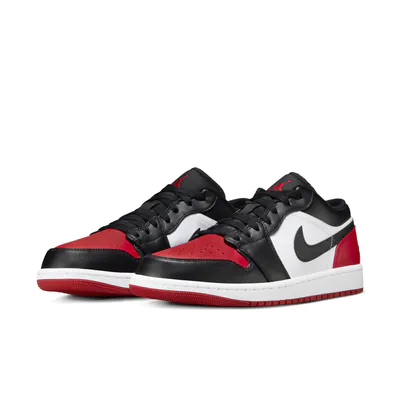553558-161-Nike Air Jordan 1 Low Bred Toe2.jpg