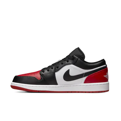 553558-161-Nike Air Jordan 1 Low Bred Toe6.jpg
