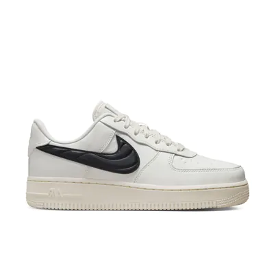 FV1182-001-Nike Air Force 1 '07 Quilted Swoosh6.jpg