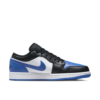 553558-140-Nike Air Jordan 1 Low Royal Toe4.jpg
