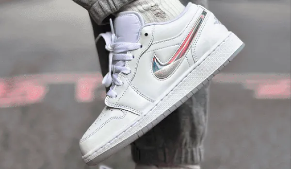 Nike Air Jordan 1 Low Blue Tint Ice Blue â FQ9112-100.png