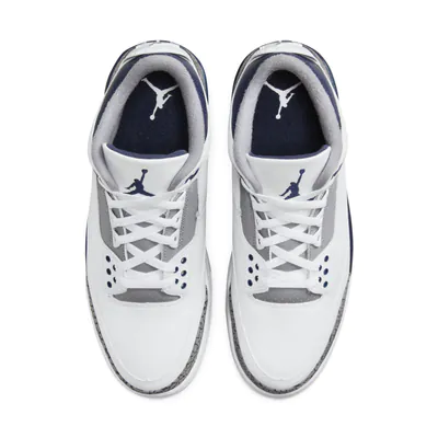 Nike Air Jordan 3 Midnight Navy CT8532_140_0002_Ebene 4.jpg