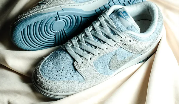 DUNK LOW LIGHT ARMORY BLUE.png