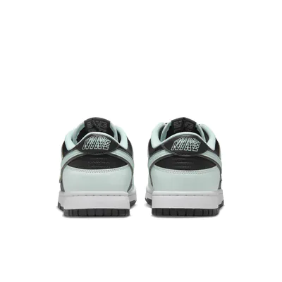 Nike Dunk Low PRM Dark Smoke Grey FZ1670_001_0000_Ebene 6.jpg