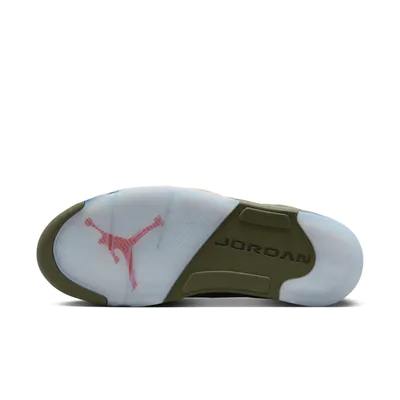 Nike Air Jordan 5 Retro Olive DD0587_308_0004_Ebene 2.jpg