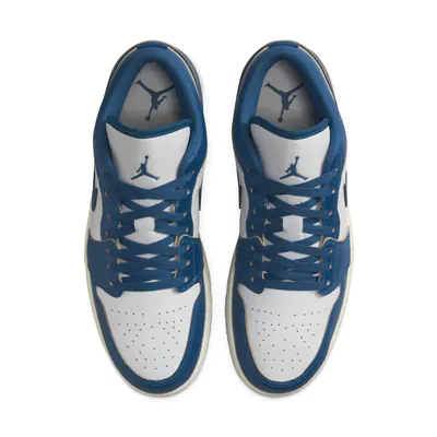 Nike Air Jordan 1 Low SE Industrial Blue FN5214-141_0002_Ebene 4.jpg