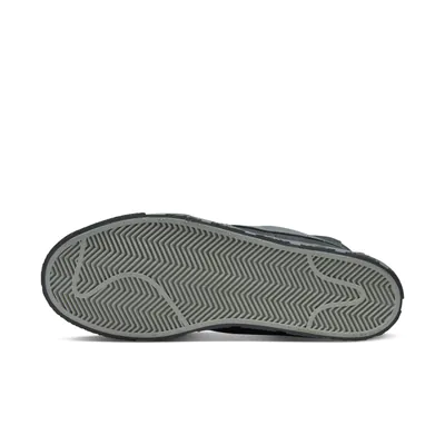 FQ0792-001-Di’orr Greenwood x Nike SB Blazer Mid Anthracite5.jpg