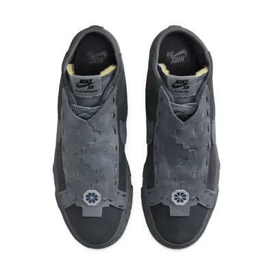 FQ0792-001-Di’orr Greenwood x Nike SB Blazer Mid Anthracite3.jpg