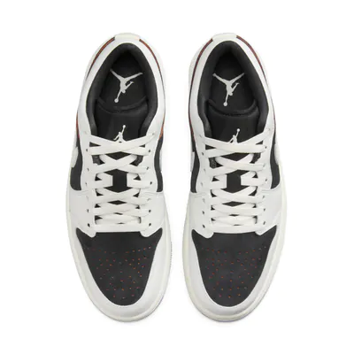 HQ0764-001-Nike Air Jordan 1 Low Quai 54 20243.jpg