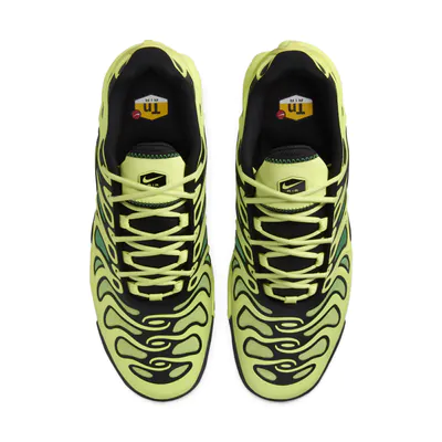 FD4290-700-Nike Air Max Plus Drift Light Lemon Twist3.jpg