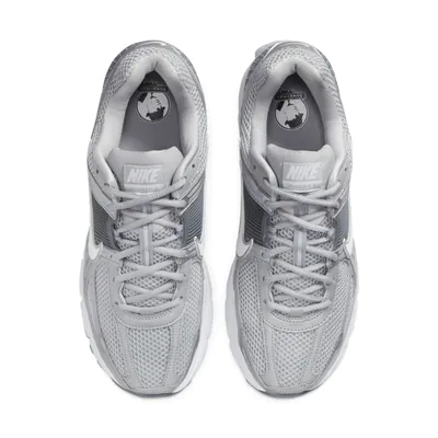 Nike Zoom Vomero 5 Cool Grey FJ4151_003_0002_Ebene 4.jpg
