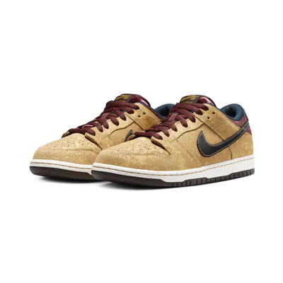 FZ1278-200-Nike SB Dunk Low City Of Cinema2.jpg