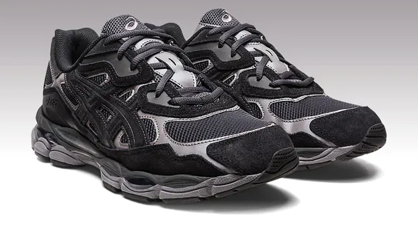 asicsgelnycblack-2.jpg