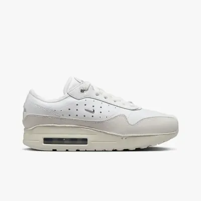 Jacquemus x Nike Air Max 1 White  HM6690-100 e.jpg