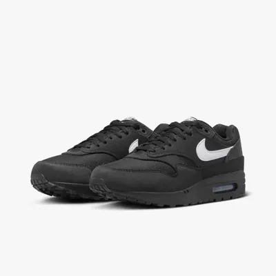 AirMaxBlackAndWhite_0000_Ebene 6.jpg