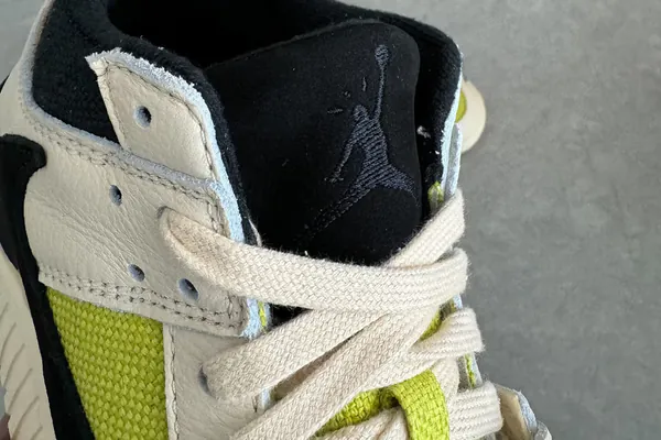 Travis Scott x Jordan Jumpman Jack _Bright Cactus (1).jpg