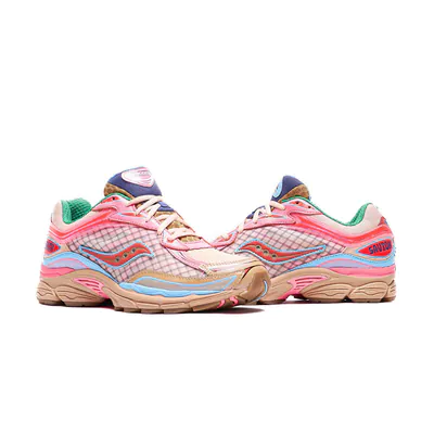 Saucony x Jae Tips PROGRID OMNI 9 'to-do list' pink_0001_Ebene 4.jpg