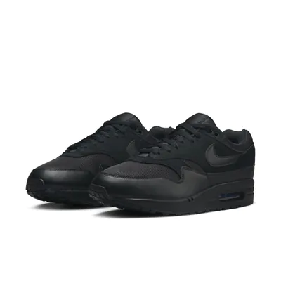 Nike air max 1 essential triple black hotsell