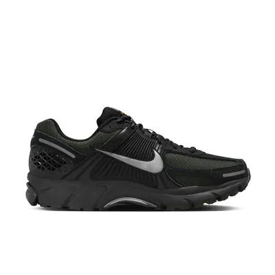 HV2527-001-Nike Zoom Vomero 5 Black Sequoia4.jpg