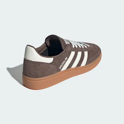 handballspezial_0003_Ebene 5.jpg