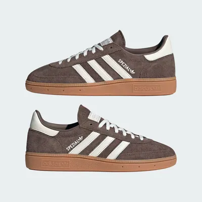 handballspezial_0001_Ebene 7.jpg