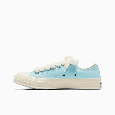 Converse x GOLF le FLEUR_ Darryl Chuck 70 hellblau_0005_Ebene 2.jpg