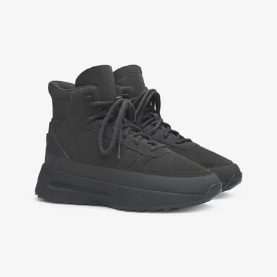 Fear of God Athletics Los Angeles Wanderschuh_0003_Ebene 2.jpg