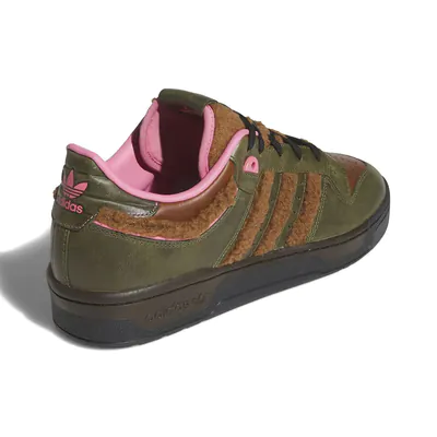 adidasrivalryspookyflanders_0004_Ebene 2.jpg