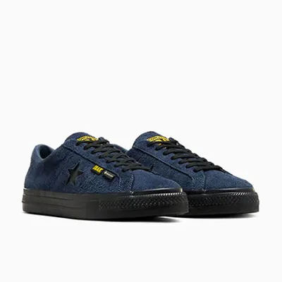 Converse x IRAK NYC One Star Pro_0001_Ebene 4.jpg