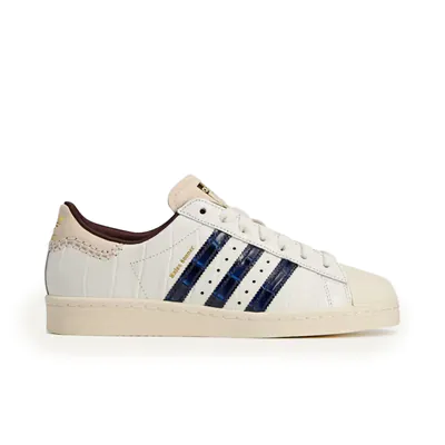 Wales Bonner Superstar Shoes wonder white_0003_Ebene 7.jpg