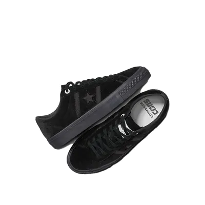 Undefeated x Converse One Star Academy Pro Black-A12131C-2.jpg