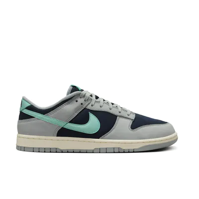 FB8895-001-Nike Dunk Low Light Pumice6.jpg