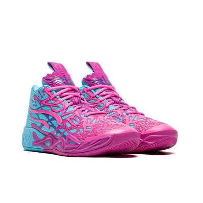 PUMA MB.04 IRIDESCENT HORNETS_0001_Ebene 16.jpg