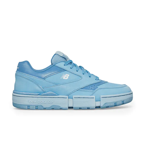 MSFTSrep 0.01 Sneakers Sky Blue_0004_Ebene 2.jpg