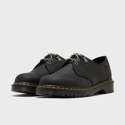 DOCS x TINT 1461 Black Wyoming_0002_Ebene 2.jpg