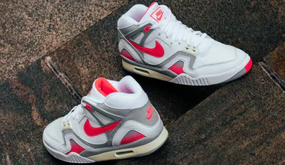 nike air tech challenge2.png