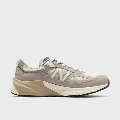 NEW BALANCE 990_0001_Ebene 10.jpg