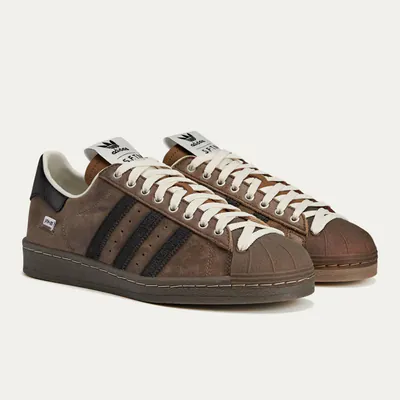 SUPERSTAR_SFTM_SS25 _0002_Ebene 30.jpg