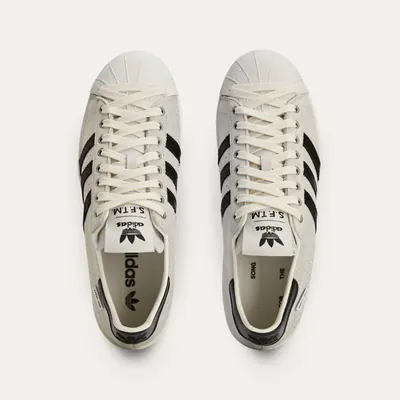 SUPERSTAR_SFTM_SS25 white_0004_Ebene 29.jpg